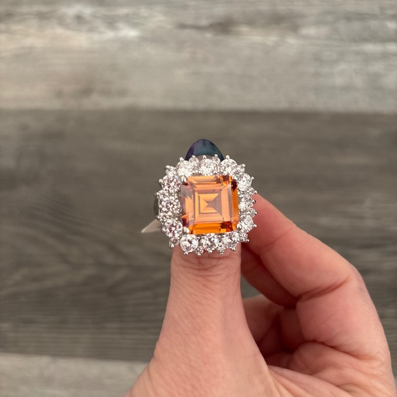 Imperial Ring - Picture 1 of 2